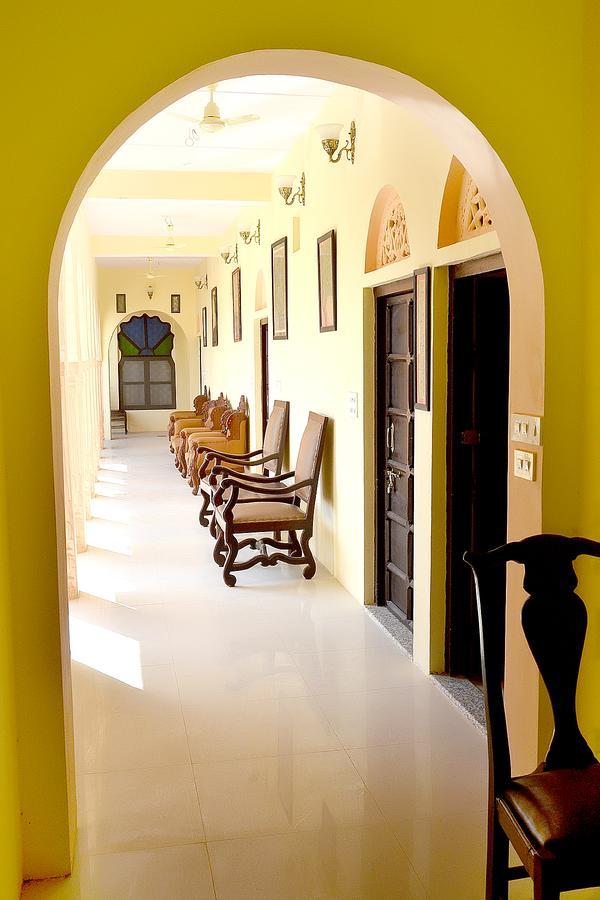 Hotel Shahi Palace Mandāwa Exterior foto