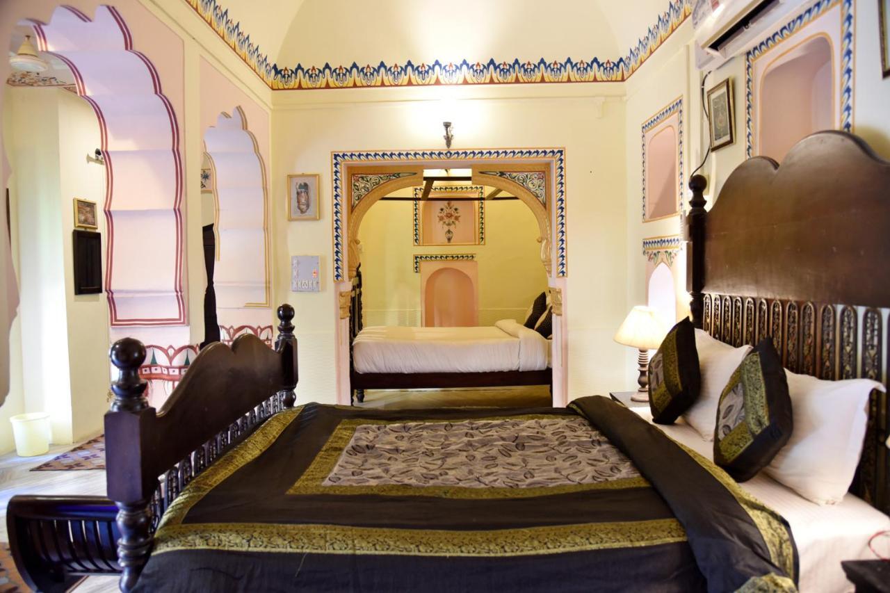 Hotel Shahi Palace Mandāwa Exterior foto